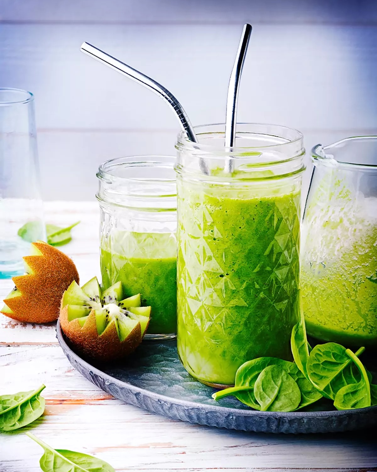 Smoothie aux poires, kiwis et épinards