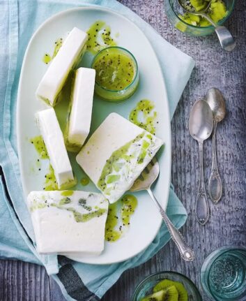 Parfait (semifreddo) aux kiwis