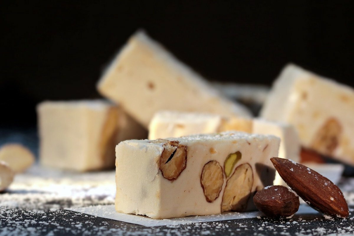 Nougats et feuille azyme