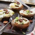 Champignons Portobello farcis au fromage et chorizo