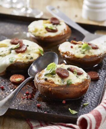 Champignons Portobello farcis au fromage et chorizo