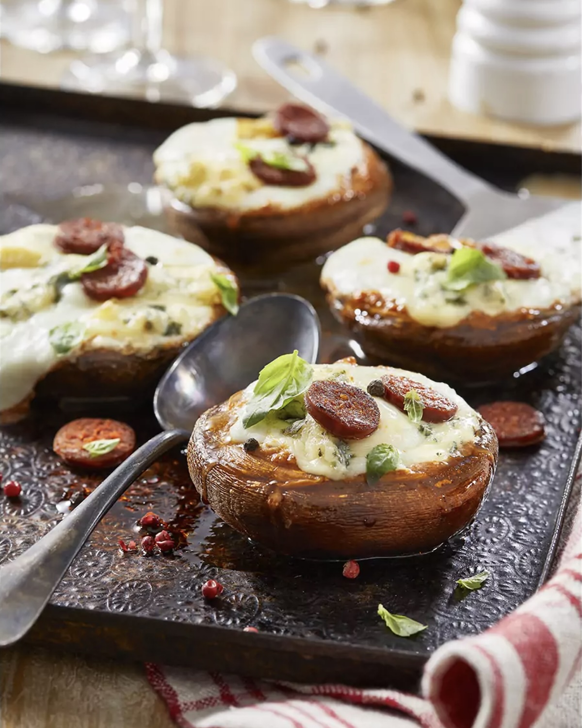 Champignons Portobello farcis au fromage et chorizo 