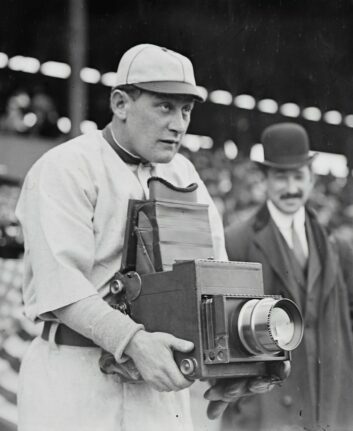 Revue de presse ©Photo by Library of Congress unsplash