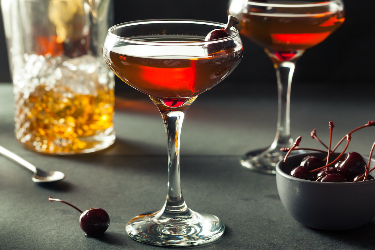 Cocktail Manhattan ©e Brent Hofacker shutterstock