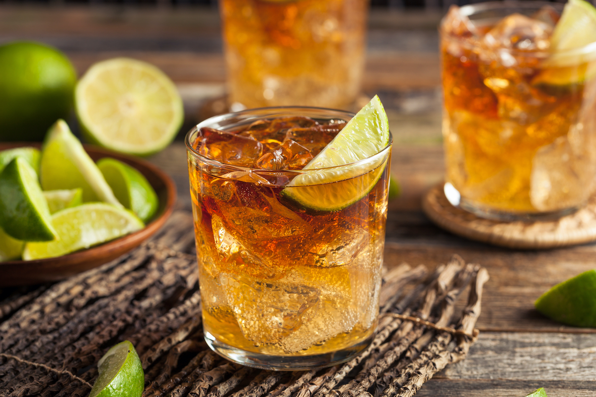 Dark ’n’ Stormy © Brent Hofacker shutterstock