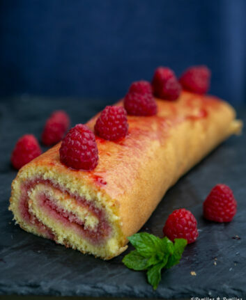 Gâteau roulé à la framboise