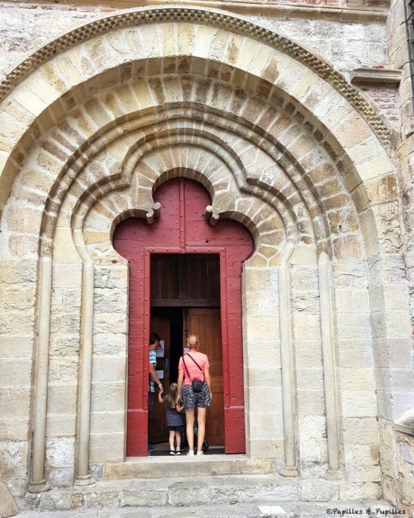 Entrée de la Cathédrale