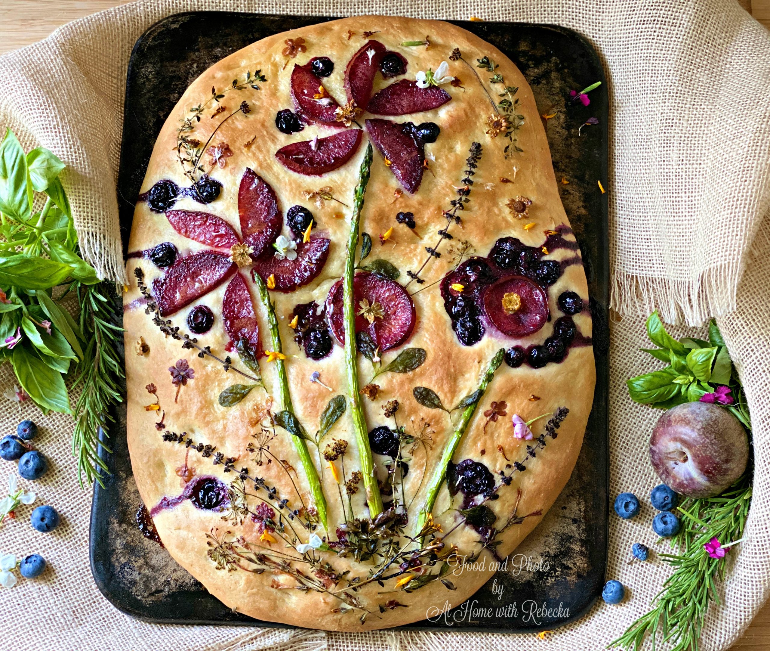 Focaccia art bread ©At home with Rebecka