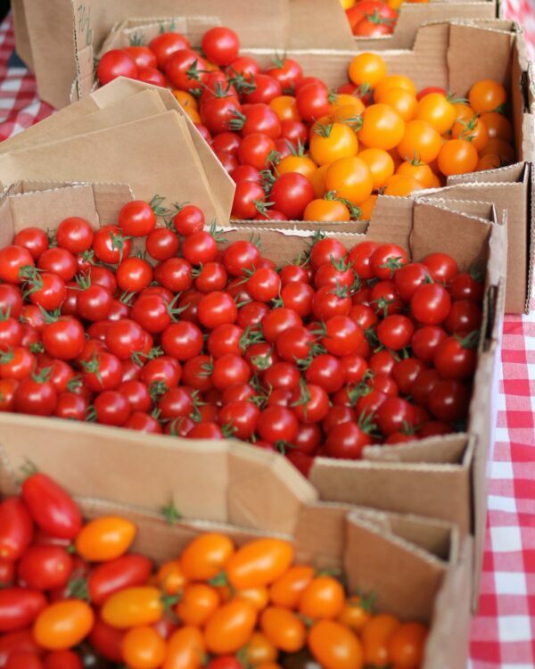 Tomates cerises ©Robert Kalinagil on Unsplash
