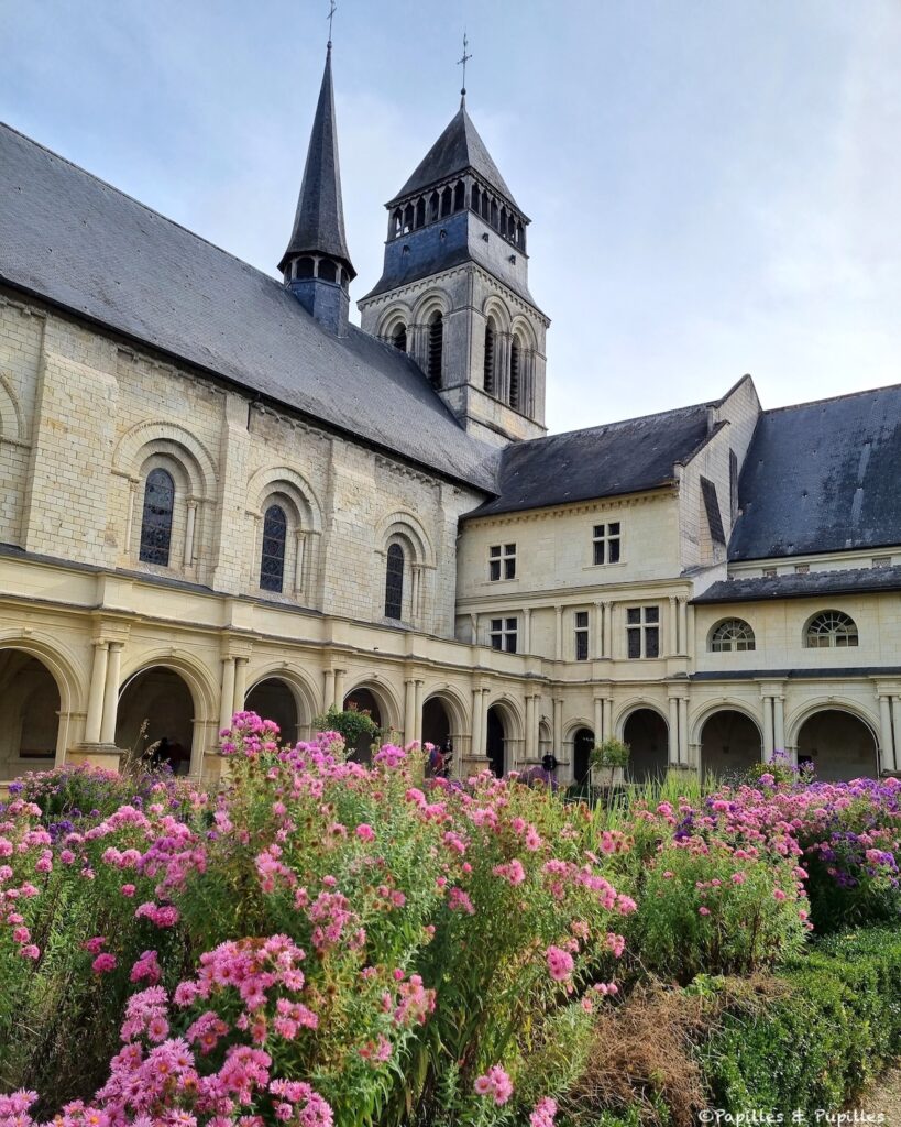 Cloître - Abbaye de Fontevraud