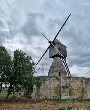 Moulin penché, Montsoreau