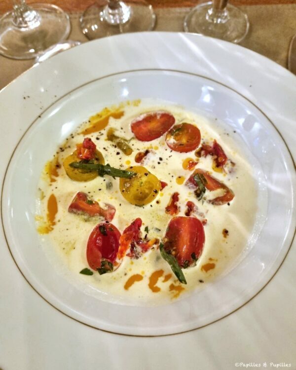 Tomates et crème de burrata