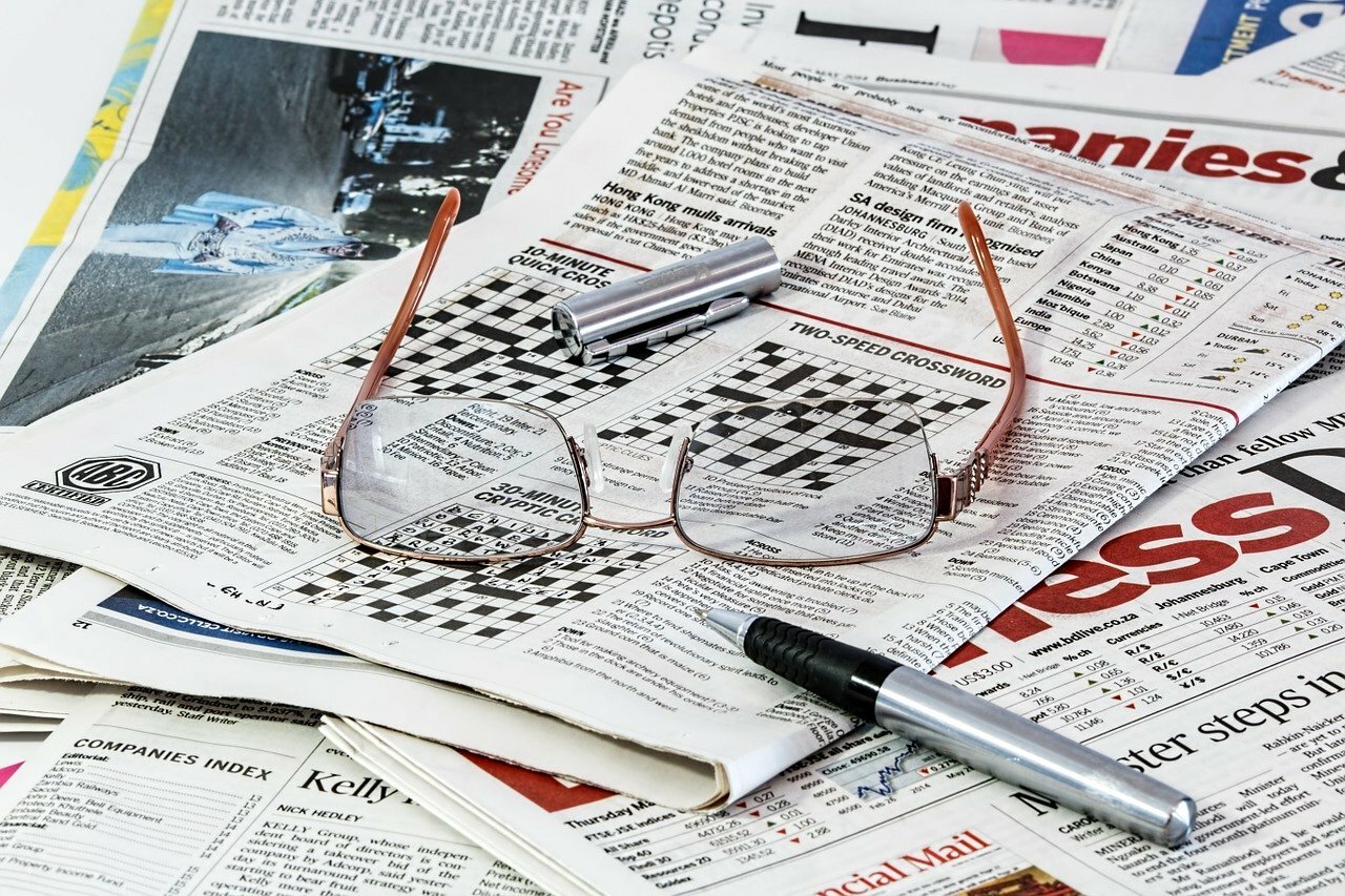 Revue de presse 2011 © Steve Buissinne de Pixabay