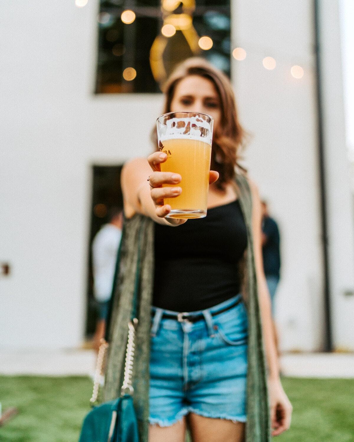 Bière ©Brittani Burns on Unsplash