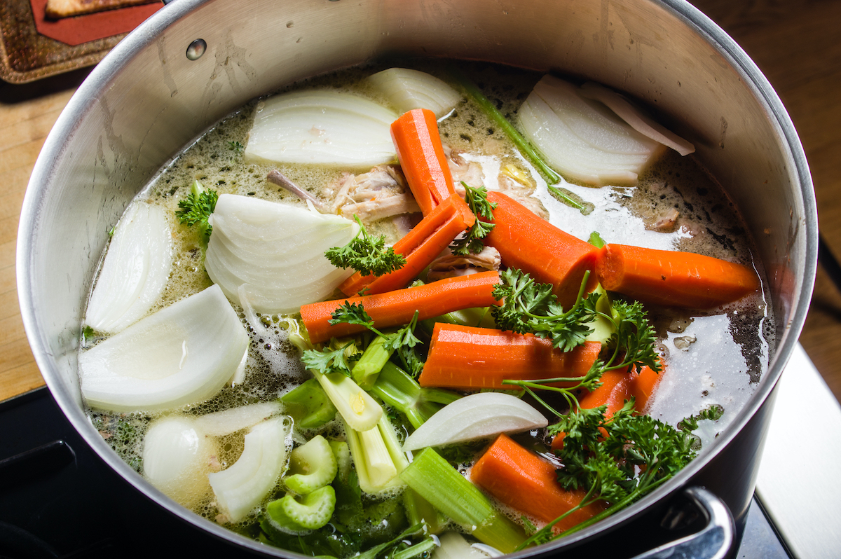 Soupe Poule au Pot aux Petits Légumes