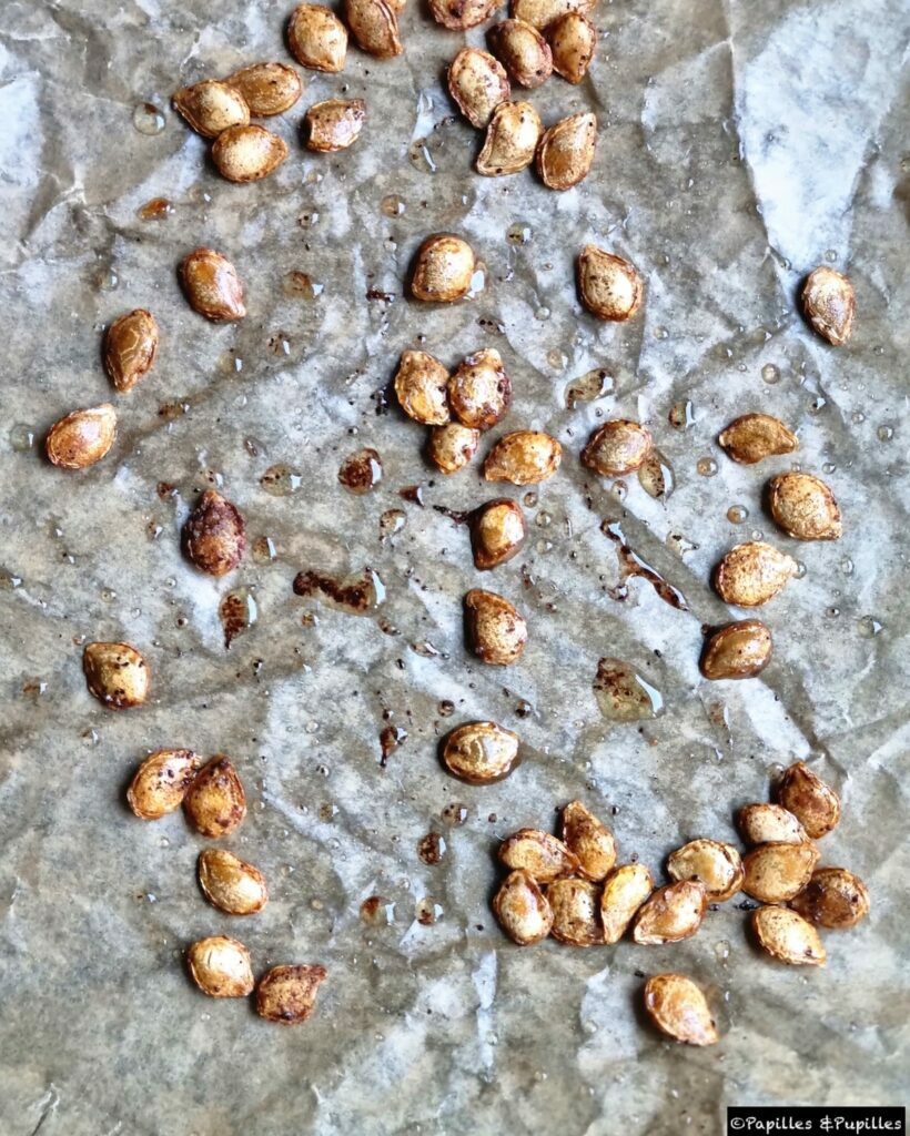 Graines de courge sur Papier sulfurisé