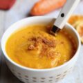 Soupe de carottes et orange, miettes de pain d'épices