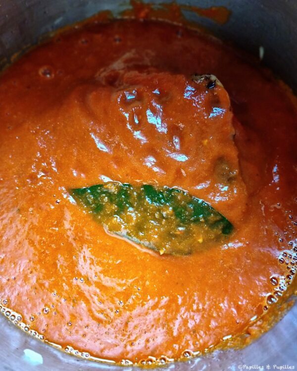 Viande recouverte de sauce