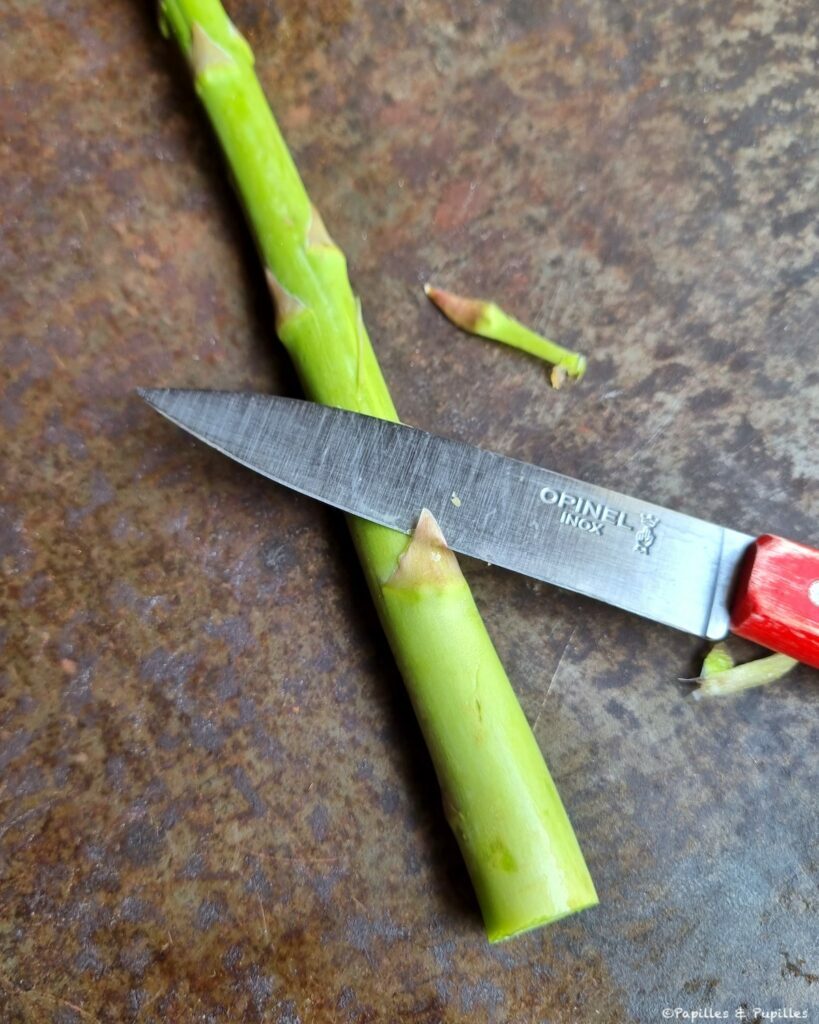 On enlève les petites feuilles