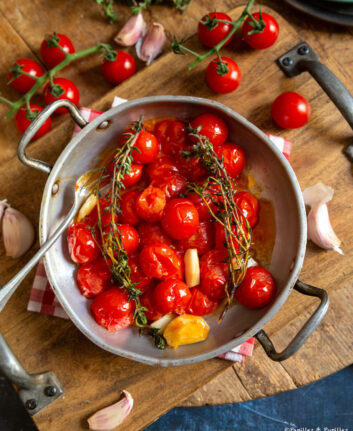 Tomates cerises rôties à l'ail et au thym