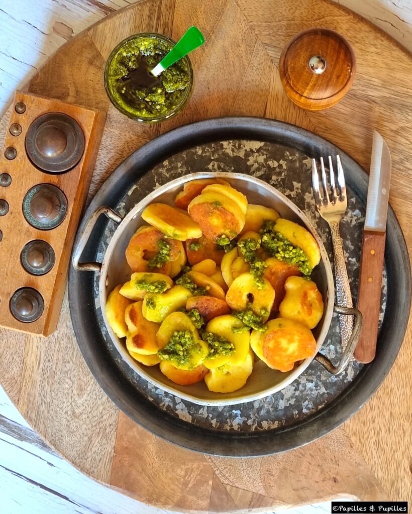 Tranches de quenelles à la poêle, pesto