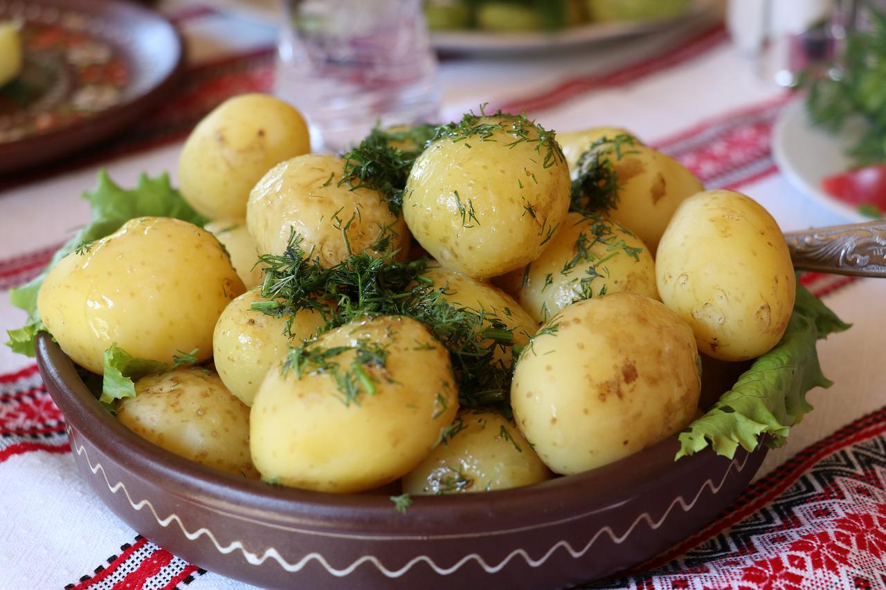 Pommes de terre à l'aneth à l'Ukrainienne ©JamesHills CCO Pixabay