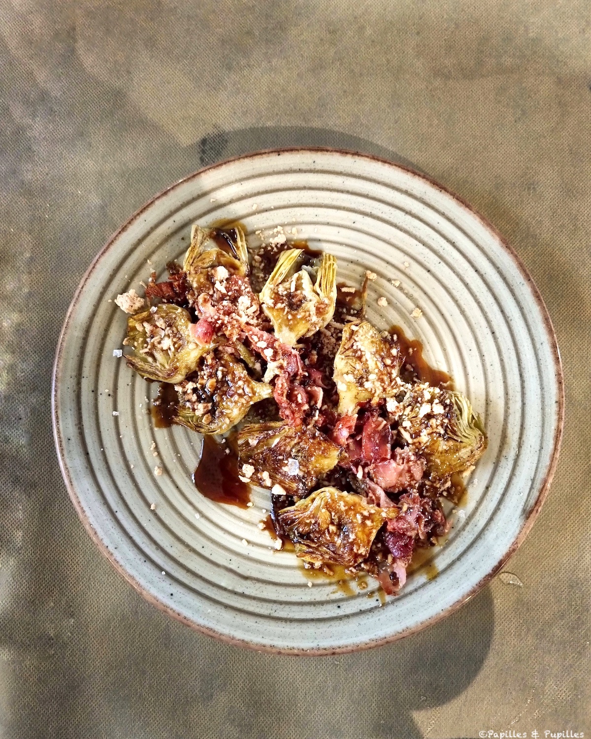 Artichauts à la plancha et jambon ibérique