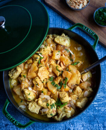 Curry de poulet aux poires