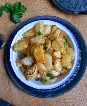Navets rôtis au four, miel piment et persil