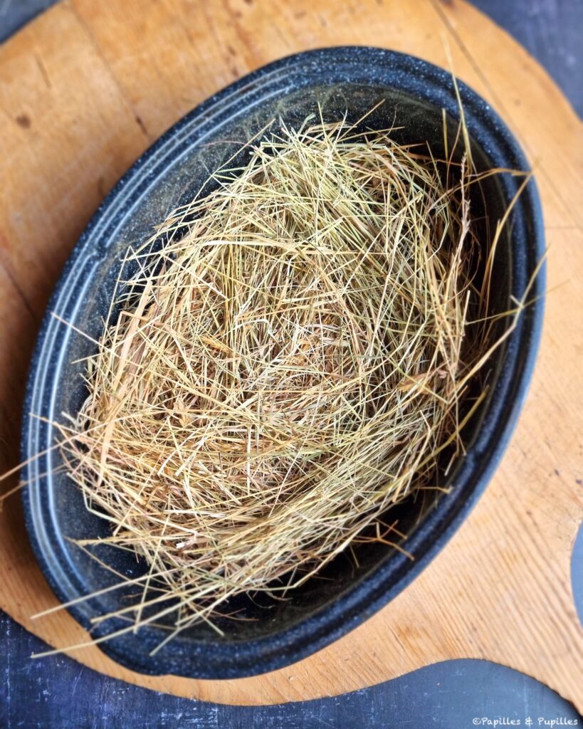 Foin dans la cocotte