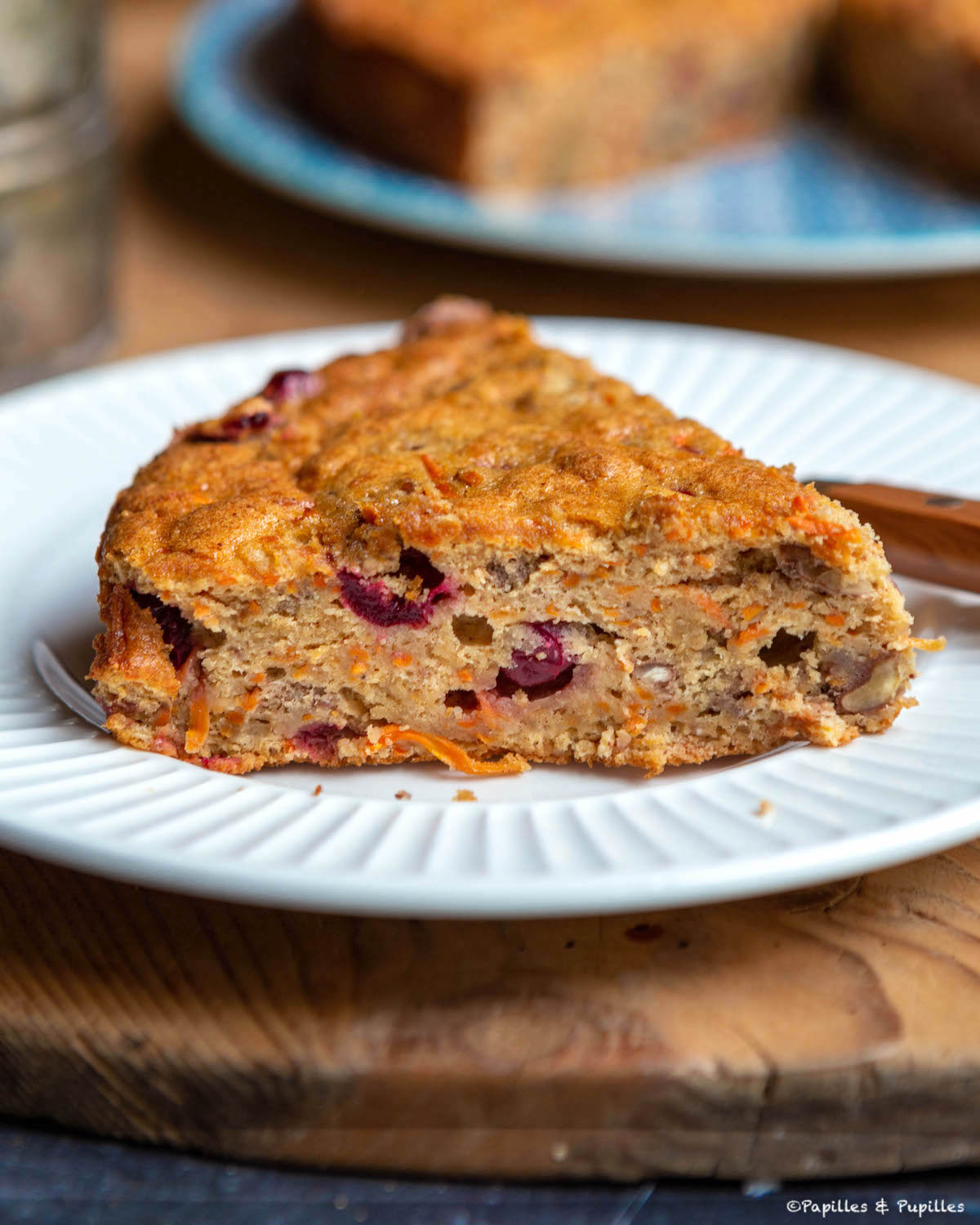 Gâteau léger aux carottes et cranberries, texture moelleuse