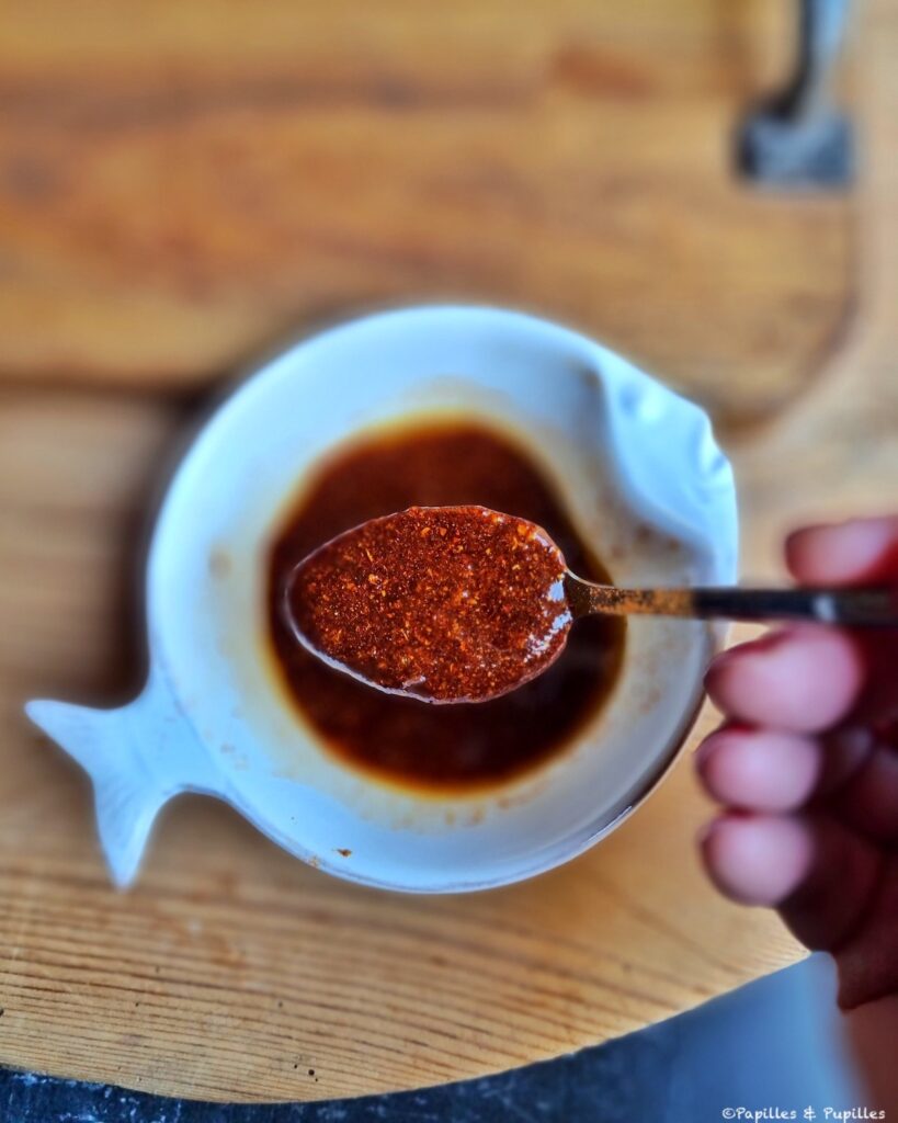 Mélange miel, piments huile d'olive