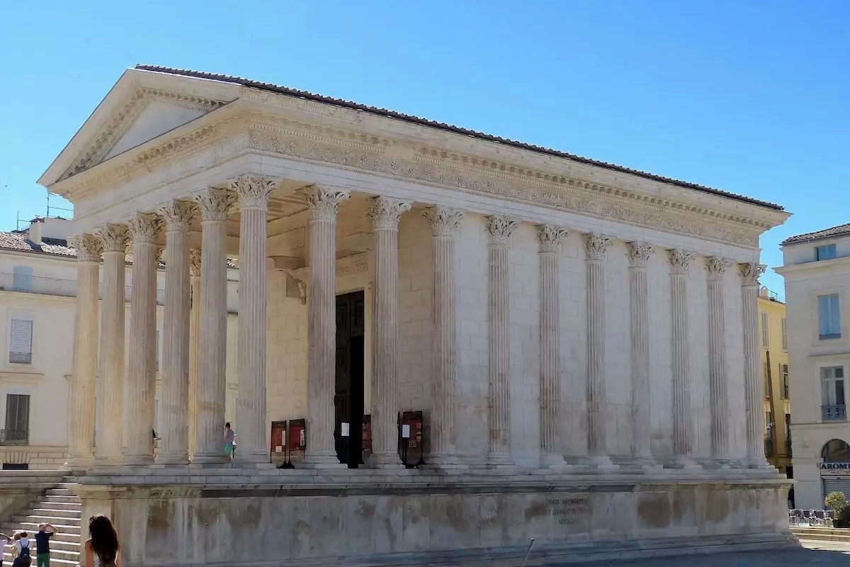 Nîmes ©Falco CC0 Pixabay