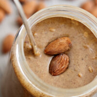 Purée d'amandes ©sumikophoto shutterstock