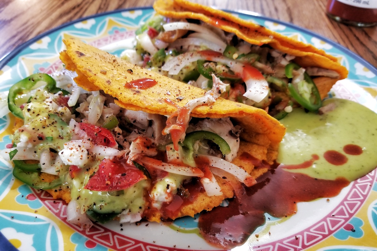 Tacos au poulet et pico de gallo ©jeffreyw CC BY 2.0