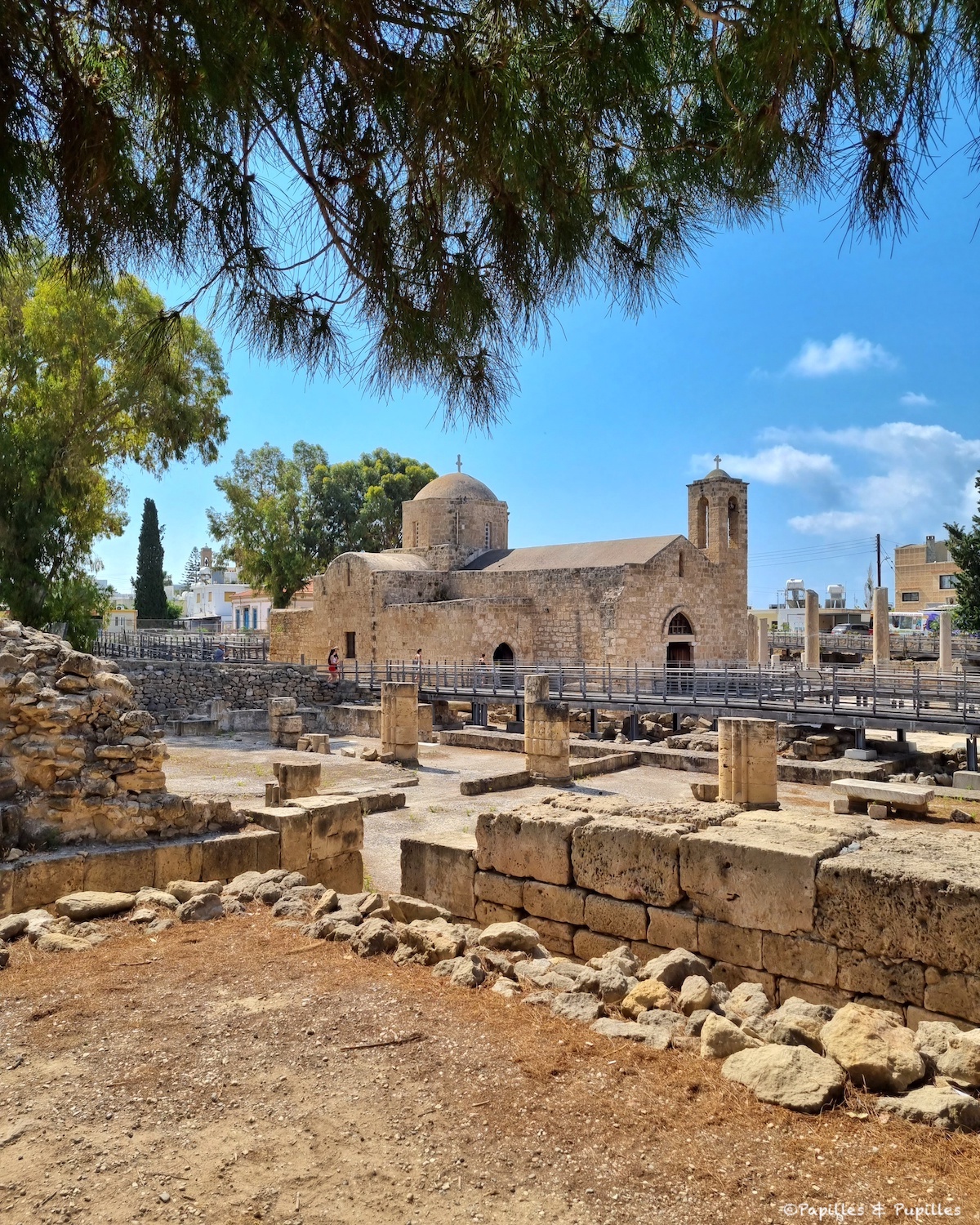 Basilique paléochrétienne - Pilier de Saint Paul - Chrysopolitissa : Église Agia Kyriaki