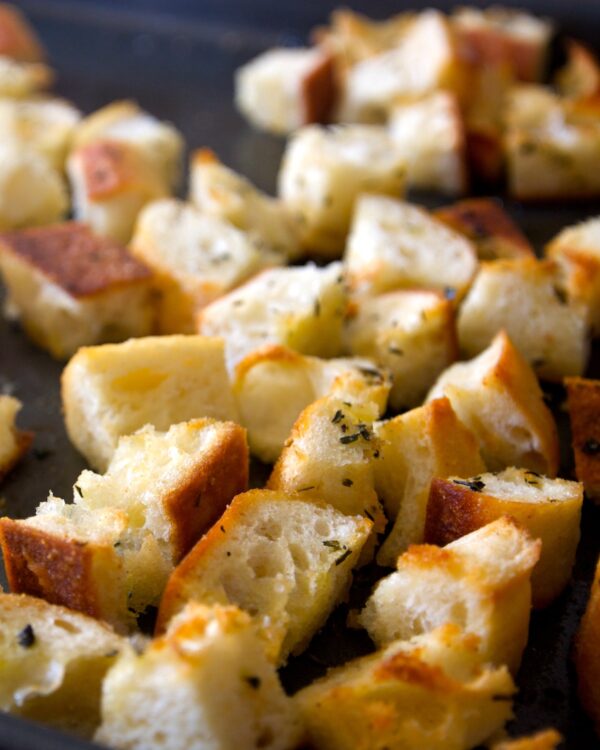 Croûtons ©tracy benjamin CC BY-NC-ND 2.0