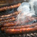 Merguez au BBQ © jacqueline macou de Pixabay
