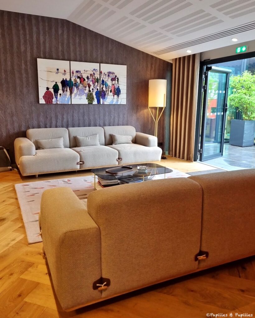 Salon Fleur Cardinale