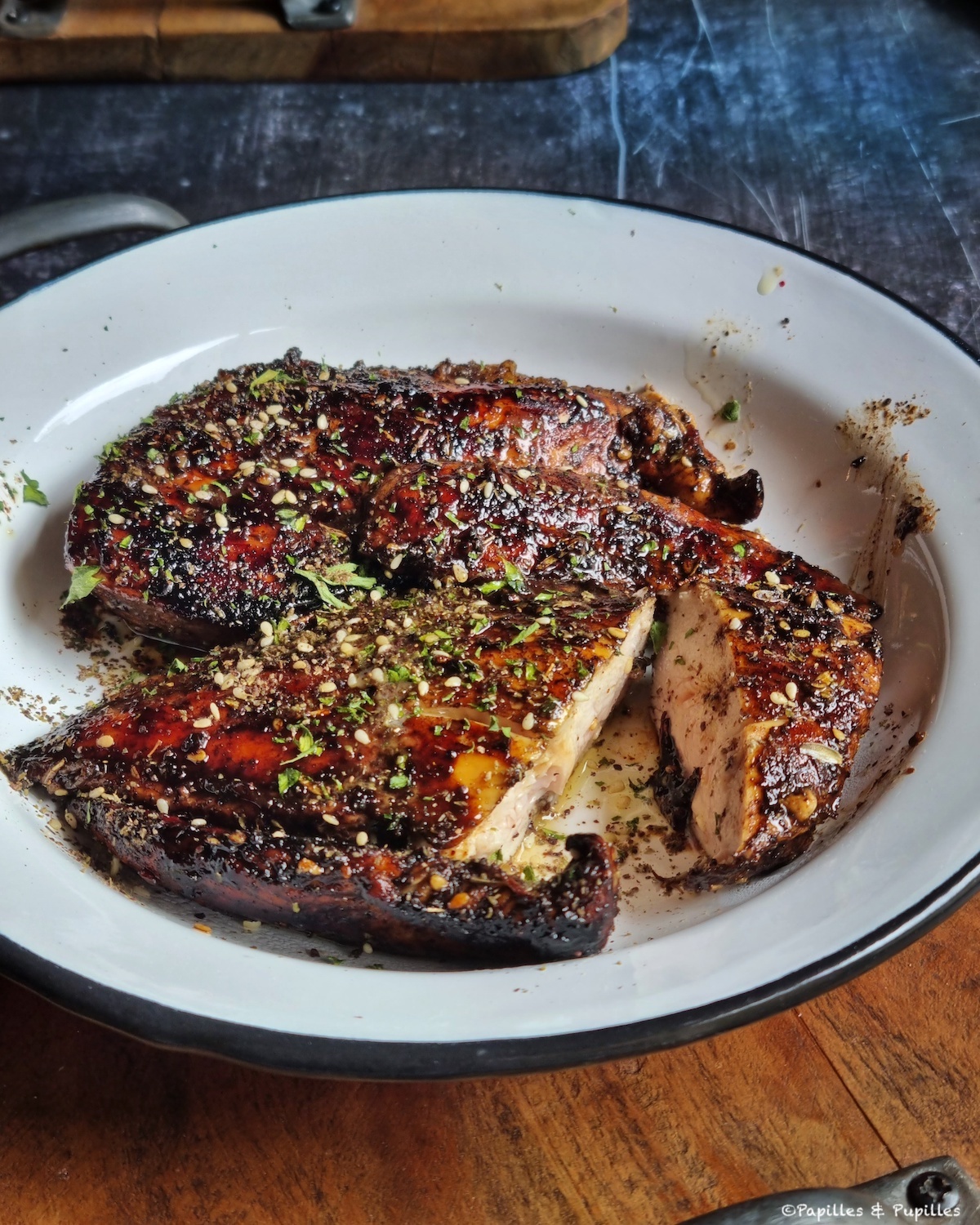 Poulet à la mélasse de grenade et zaatar