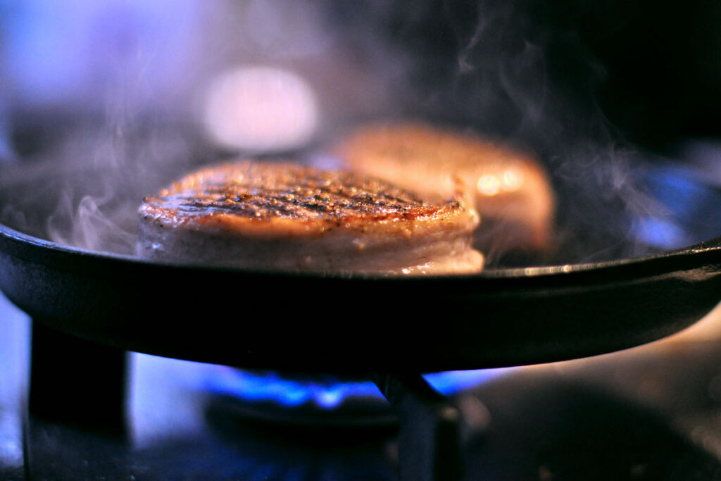 Comment cuire un tournedos de boeuf à la poêle