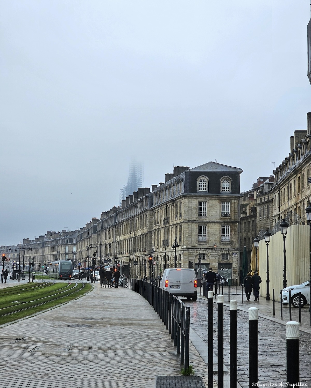 Bordeaux sous la pluie