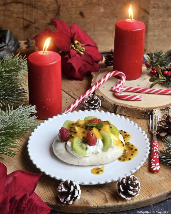 Pavlova kiwis mangue framboises passion