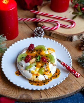 Pavlova kiwi passion framboises