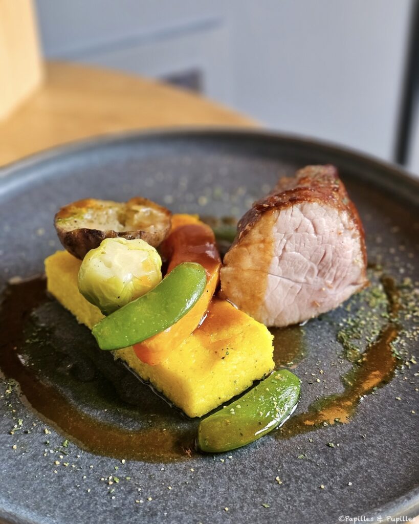 Noix de veau rôtie gnocchi romaine et légumes du moment