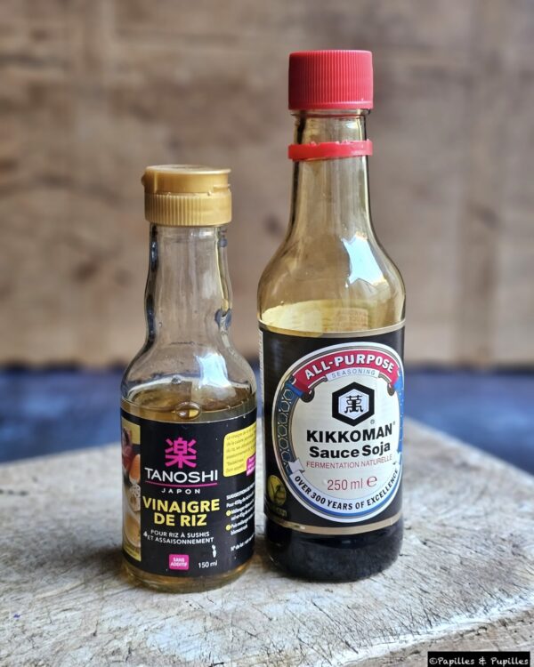 Vinaigre de riz et sauce soja