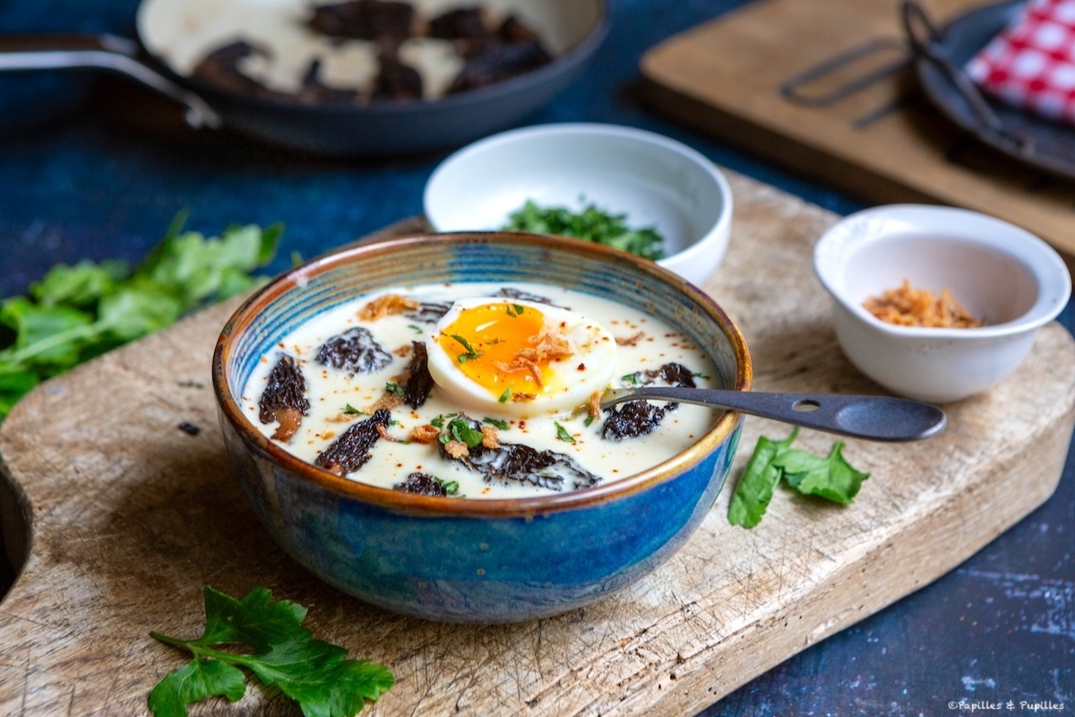 Crémeux au Parmesan, morilles et œufs mollets