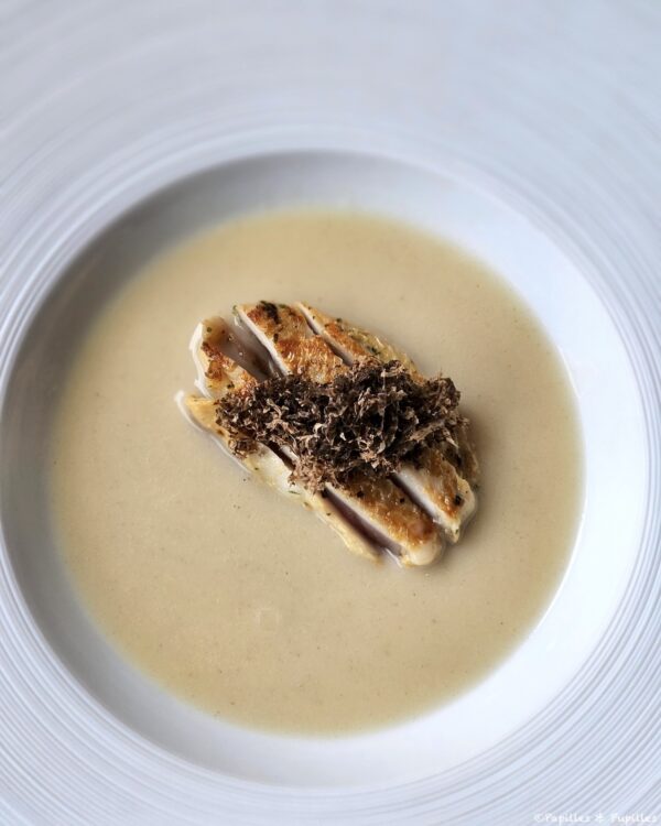 Blanc de caille, soupe au pain et au beurre - un mélange de tradition et culture