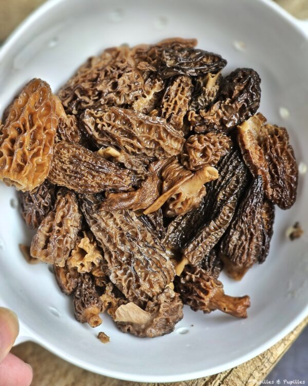 Morilles ébouillantées égouttées