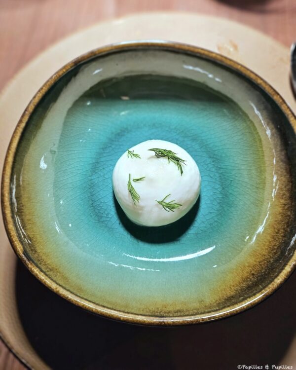 Pomme Granny Smith, émulsion lait d’amande aneth